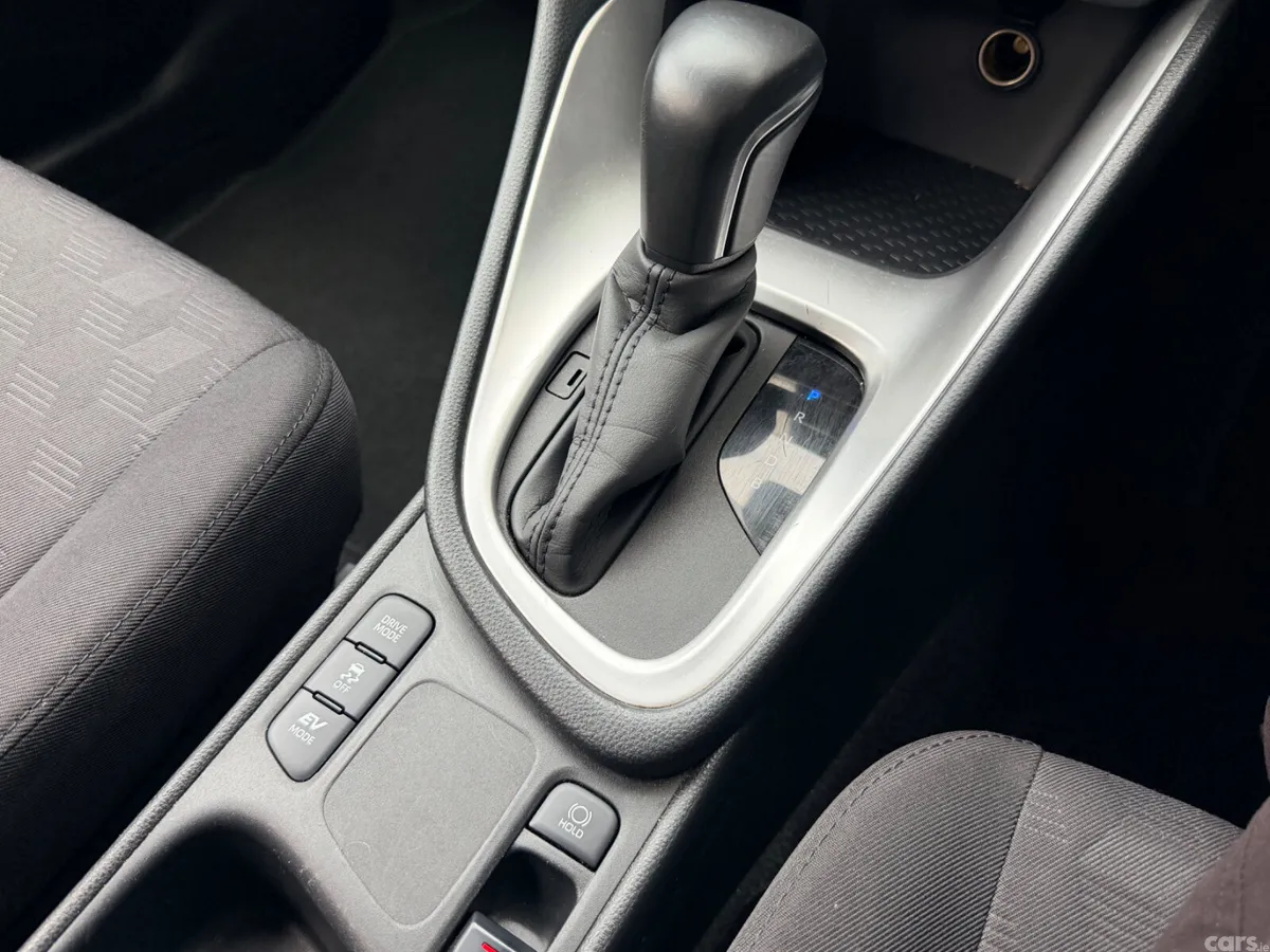 Toyota Yaris Hatchback, Petrol Hybrid, 2024, Grey