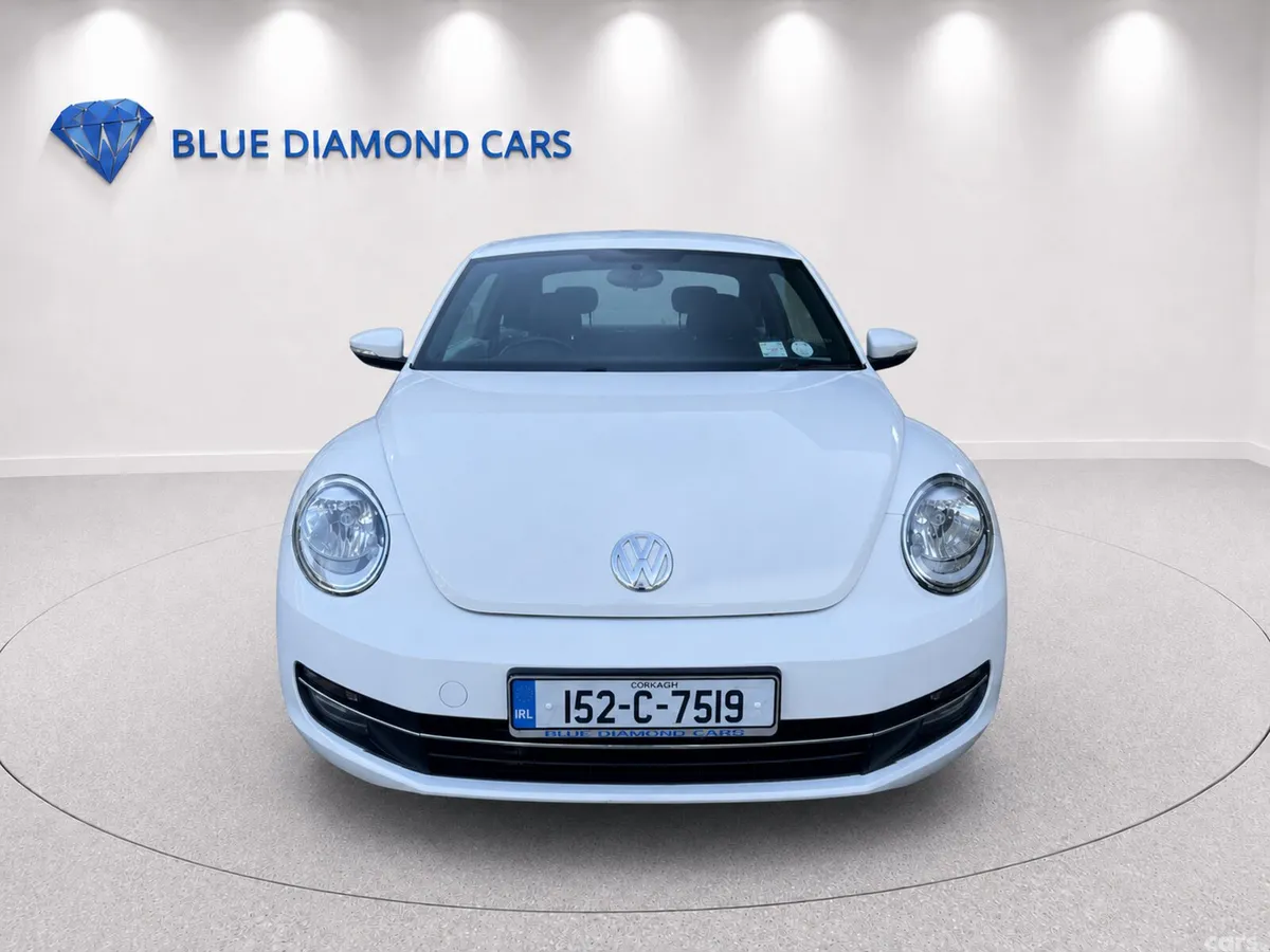 Volkswagen Beetle Hatchback, Petrol, 2015, White
