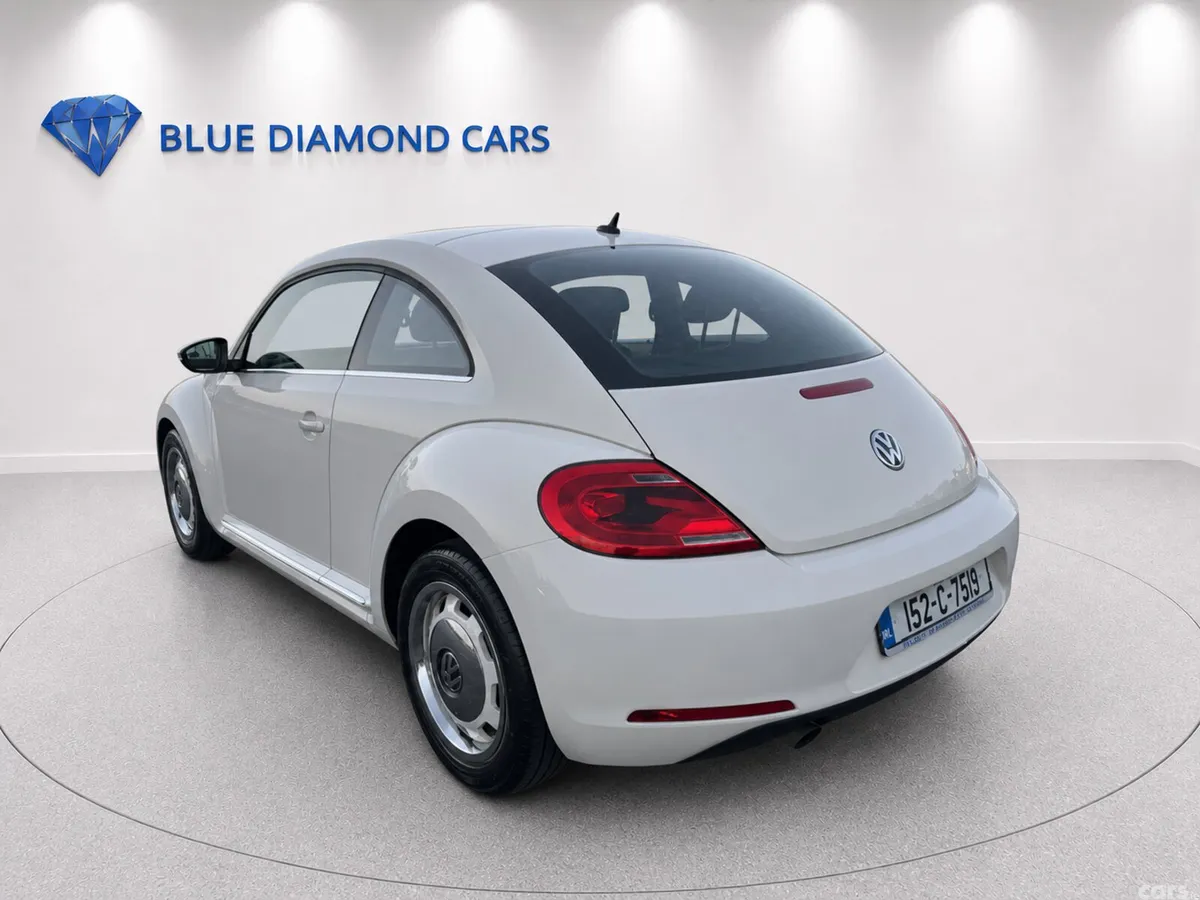 Volkswagen Beetle Hatchback, Petrol, 2015, White