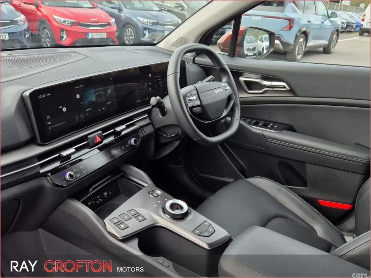 Kia Sportage SUV, Petrol Hybrid, 2026, Red