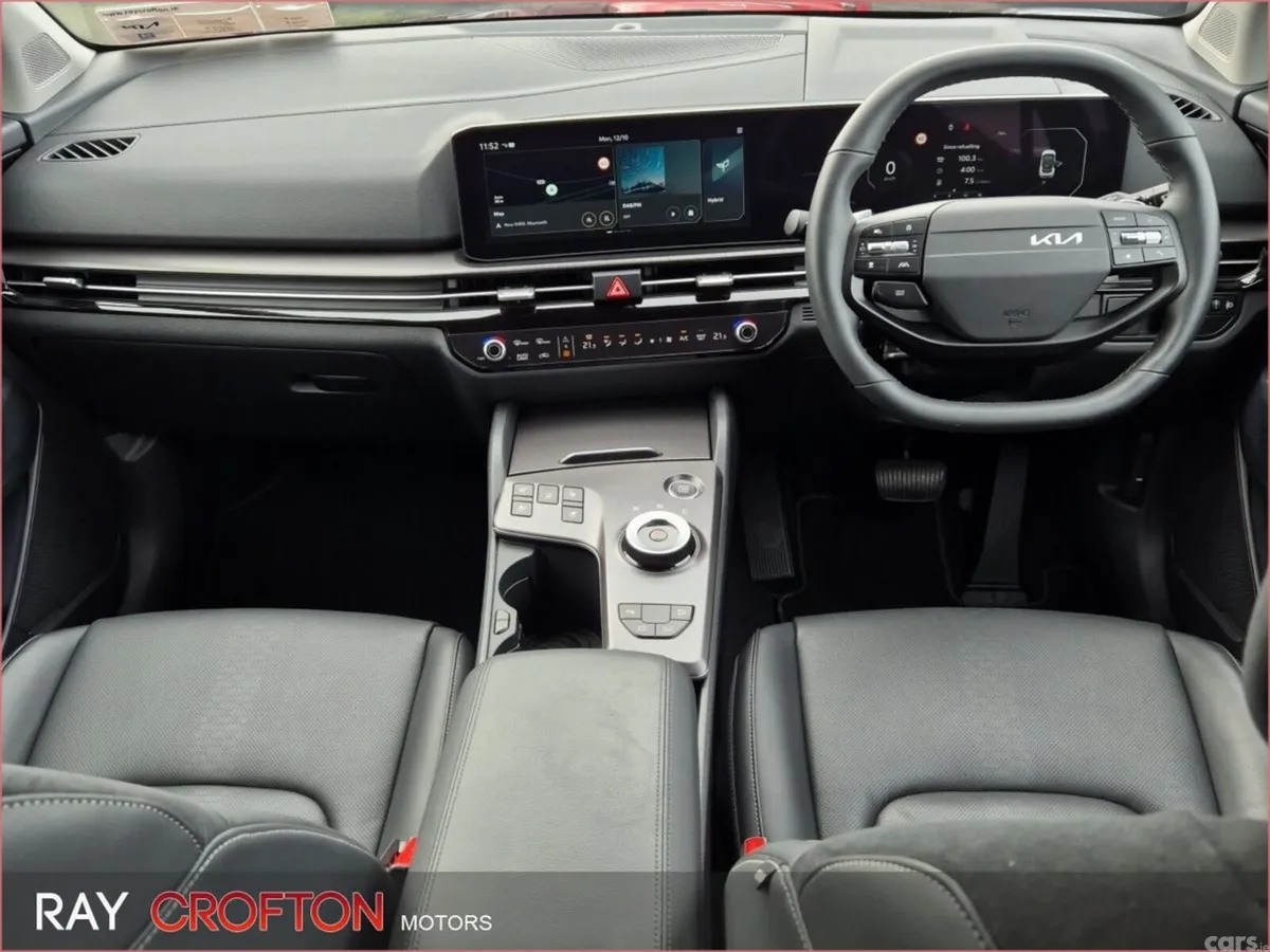 Kia Sportage SUV, Petrol Hybrid, 2026, Red