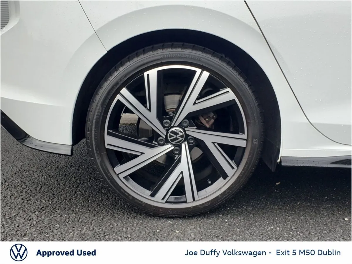 Volkswagen Golf Estate, Petrol, 2024, White