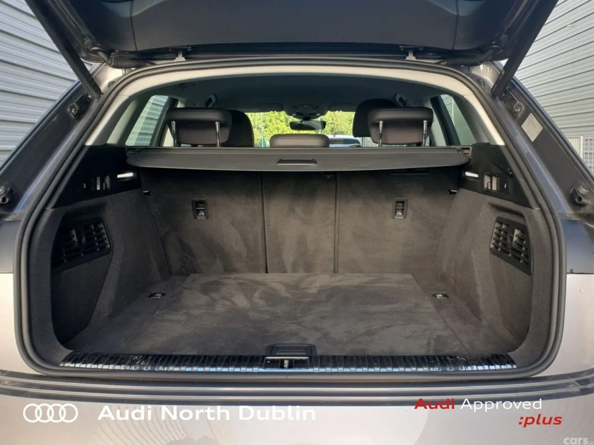Audi e-tron Estate, Electric, 2022, Grey