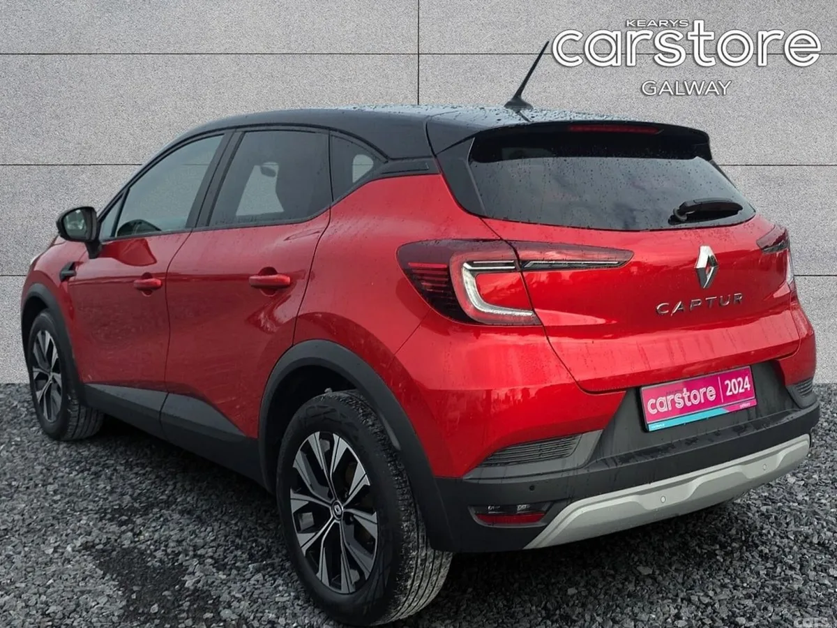 Renault Captur Hatchback, Petrol, 2024, Red