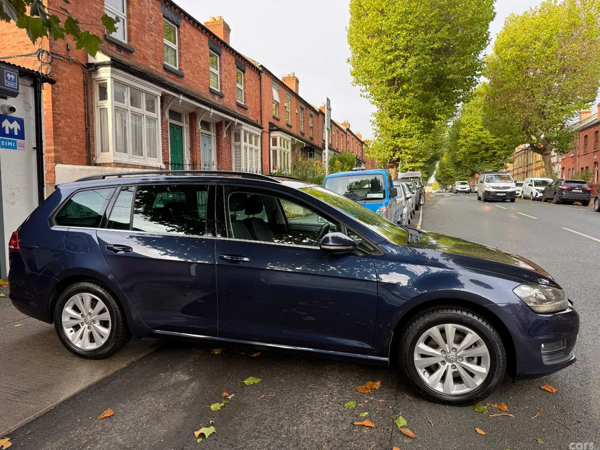 Volkswagen Golf Estate, Petrol, 2016, Blue