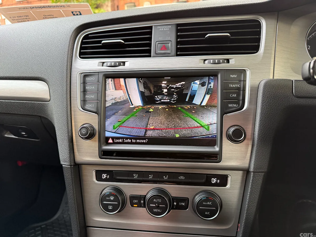 Volkswagen Golf Estate, Petrol, 2016, Blue