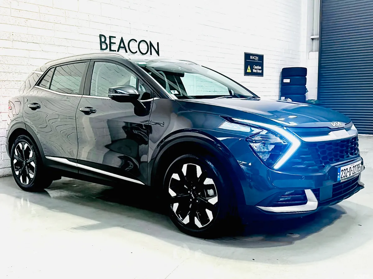Kia Sportage SUV, Petrol Plug-in Hybrid, 2023, Grey