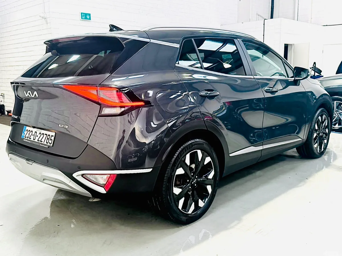 Kia Sportage SUV, Petrol Plug-in Hybrid, 2023, Grey