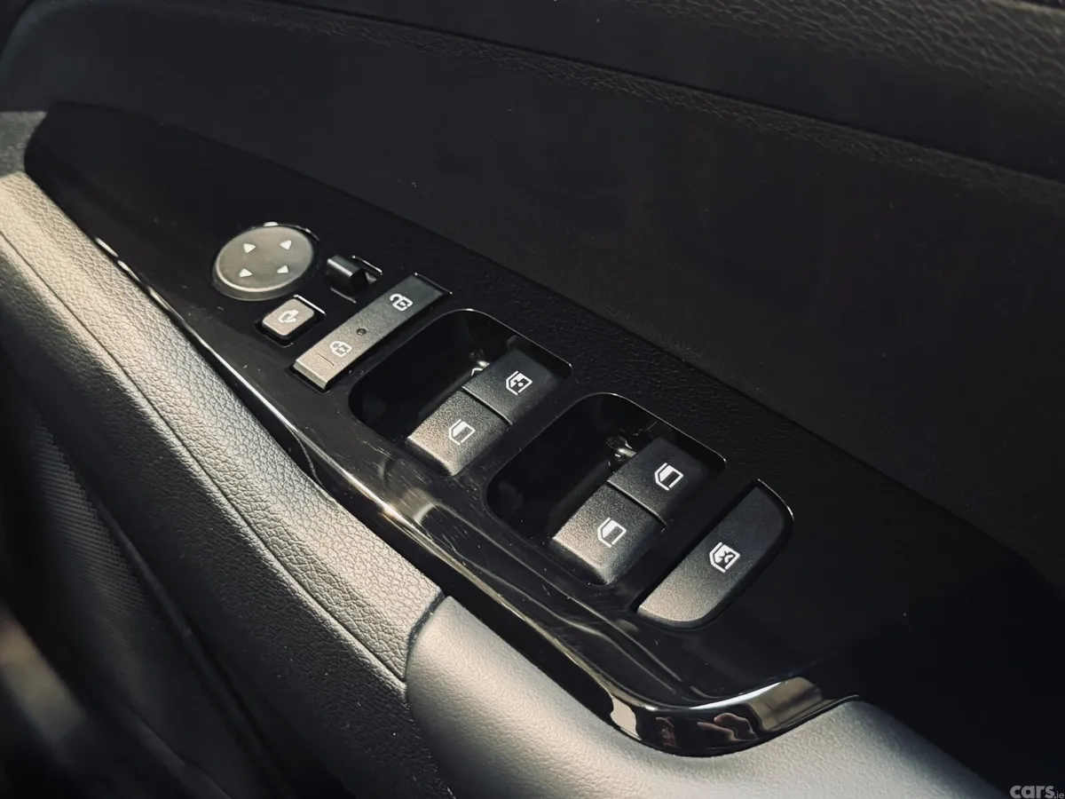 Kia Sportage SUV, Petrol Plug-in Hybrid, 2023, Grey