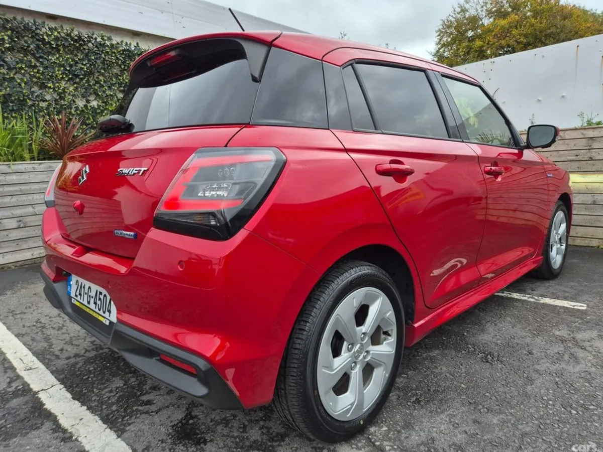 Suzuki Swift Hatchback, Petrol Hybrid, 2024, Red