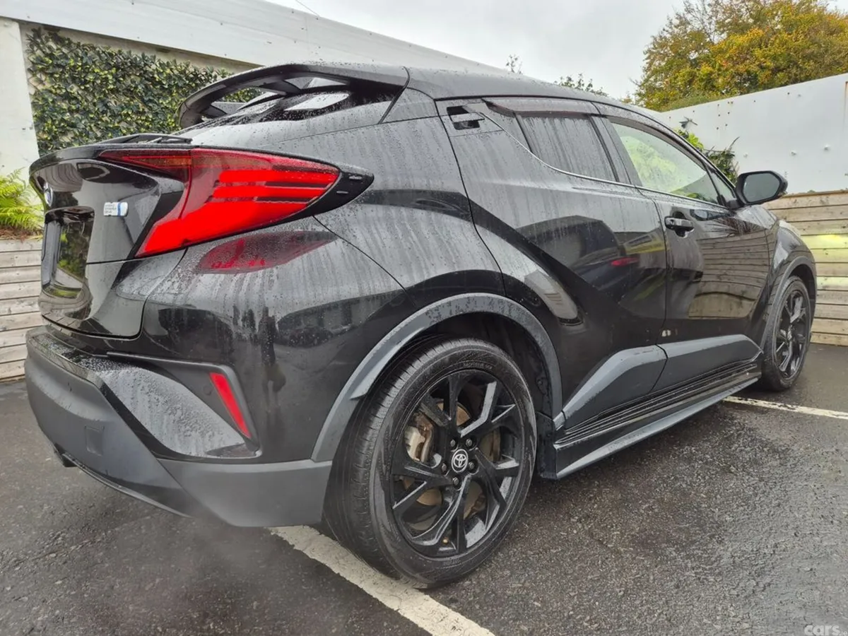 Toyota C-HR SUV, Petrol Hybrid, 2021, Black