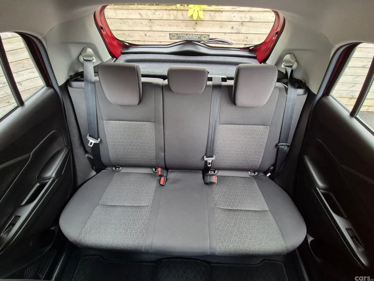 Suzuki Swift Hatchback, Petrol Hybrid, 2024, Red