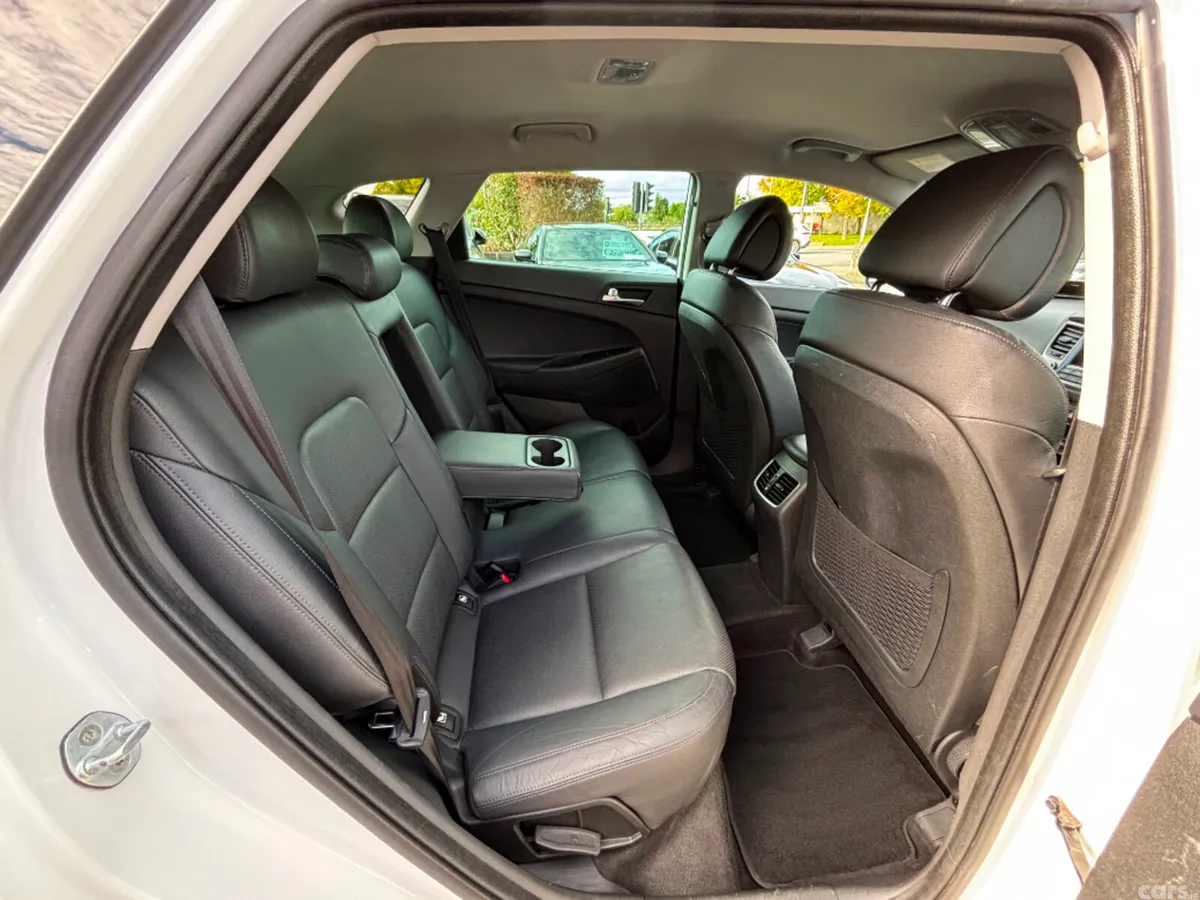 Hyundai Tucson SUV, Diesel, 2016, White