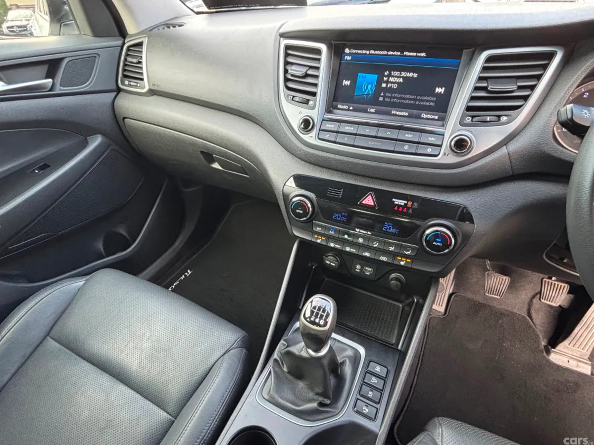 Hyundai Tucson SUV, Diesel, 2016, White