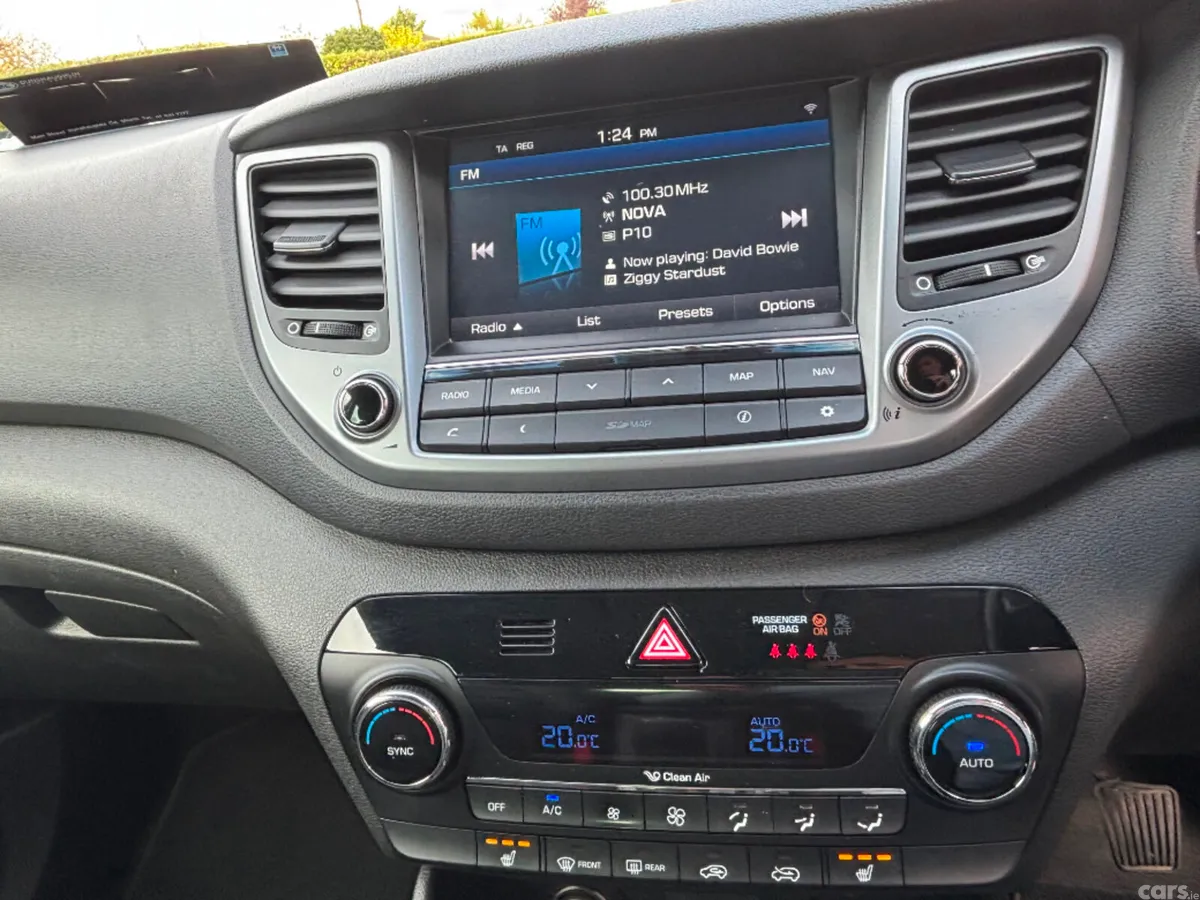 Hyundai Tucson SUV, Diesel, 2016, White