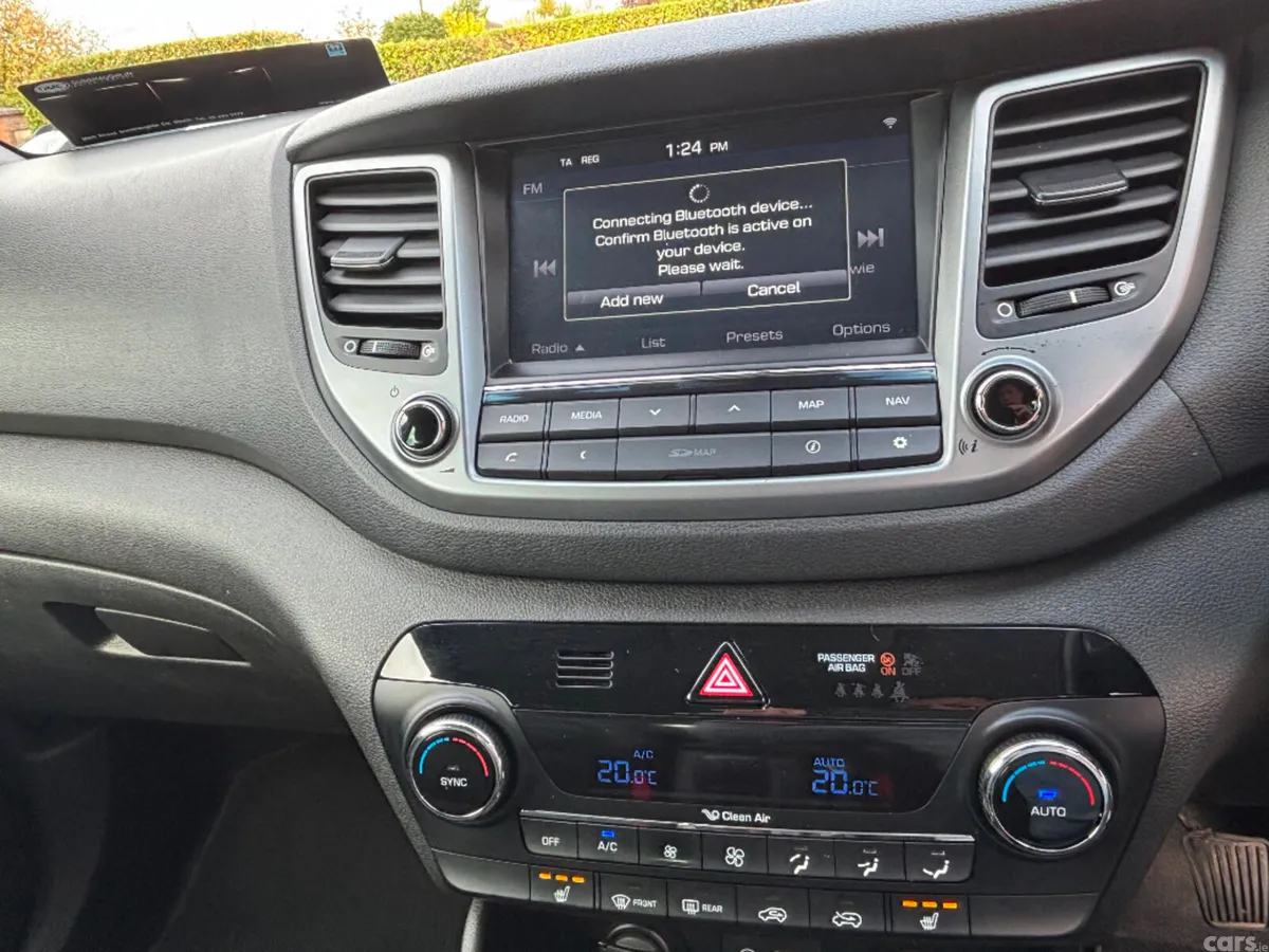 Hyundai Tucson SUV, Diesel, 2016, White