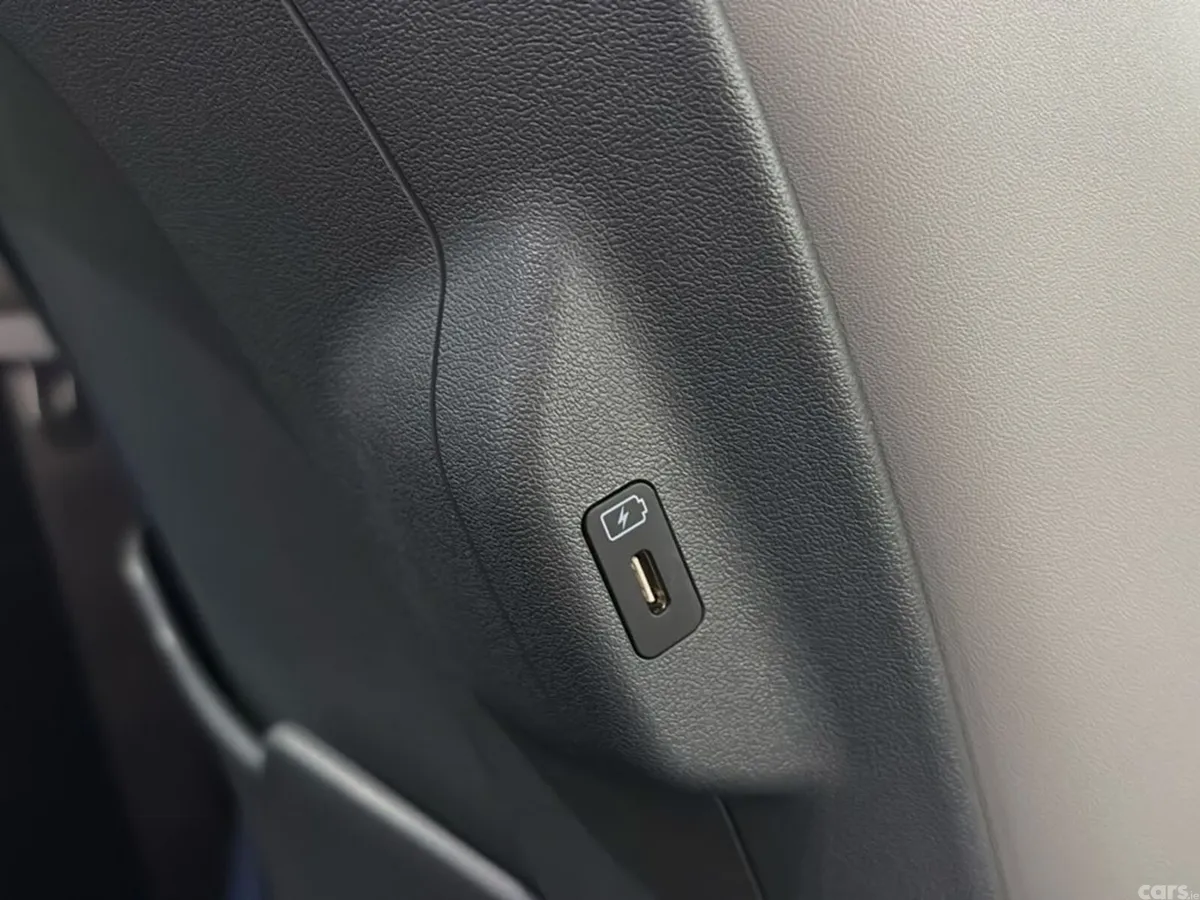 Kia EV6 MPV, Electric, 2025, Grey