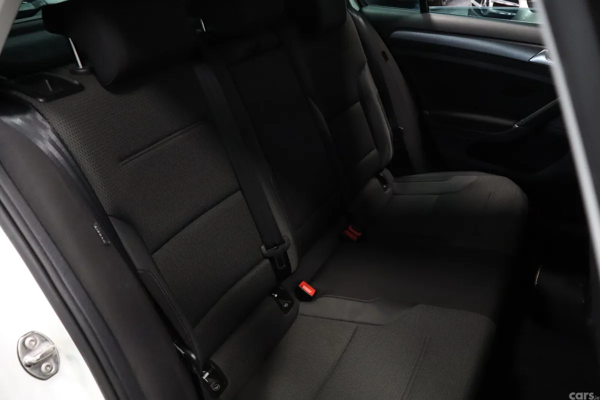 Volkswagen Golf Hatchback, Petrol, 2017, White