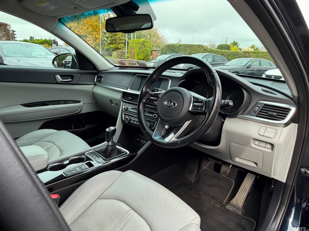 Kia Optima Saloon, Diesel, 2020, Blue