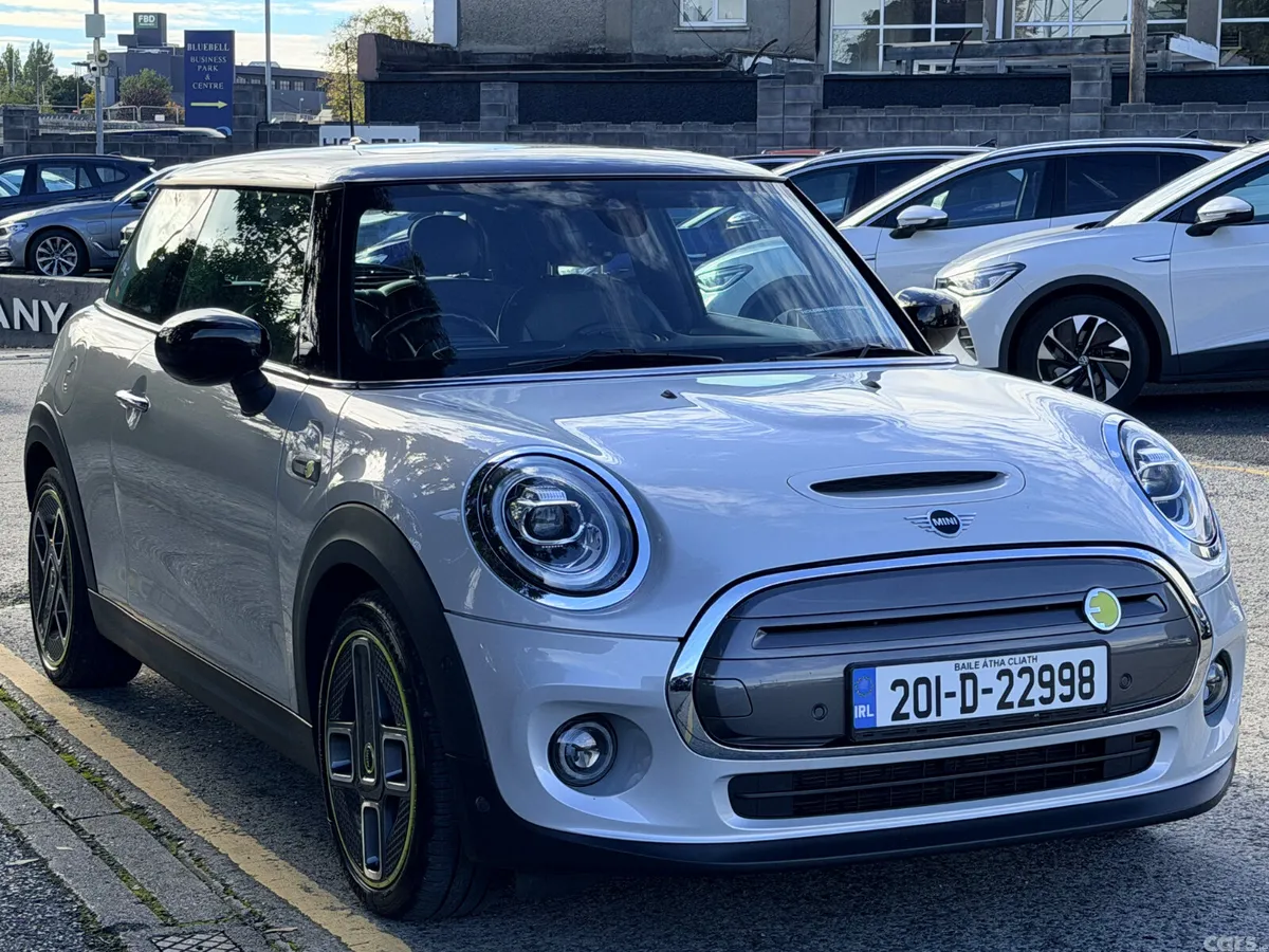 Mini Cooper Hatchback, Electric, 2020, White