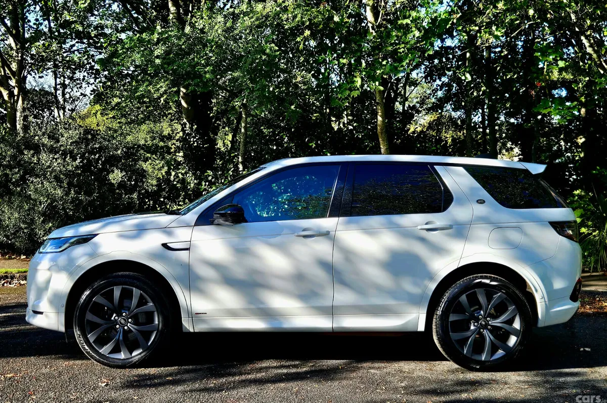 Land Rover Discovery Sport SUV, Petrol Hybrid, 2021, White