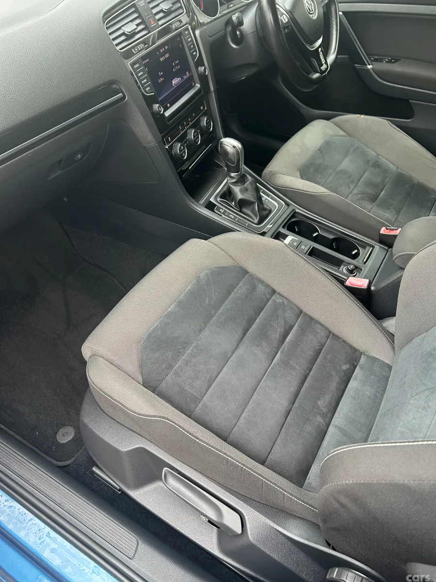 Volkswagen Golf Hatchback, Petrol, 2015, Blue