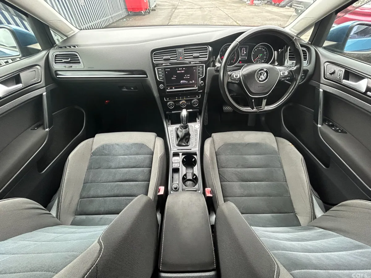 Volkswagen Golf Hatchback, Petrol, 2015, Blue
