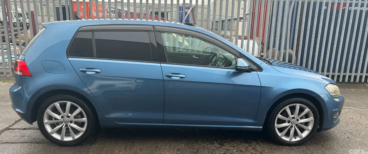 Volkswagen Golf Hatchback, Petrol, 2015, Blue