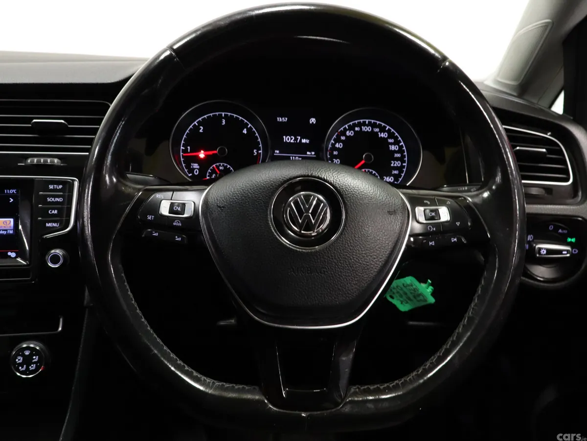 Volkswagen Golf Estate, Diesel, 2013, Red