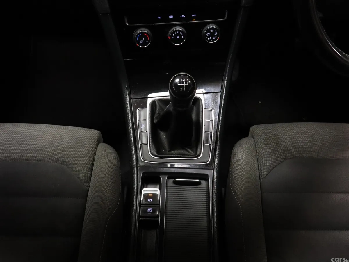 Volkswagen Golf Estate, Diesel, 2013, Red