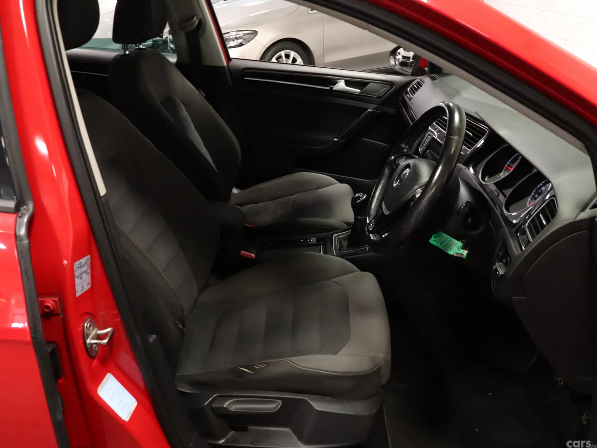 Volkswagen Golf Estate, Diesel, 2013, Red