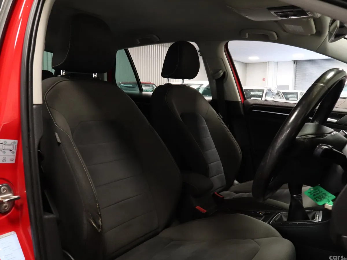 Volkswagen Golf Estate, Diesel, 2013, Red