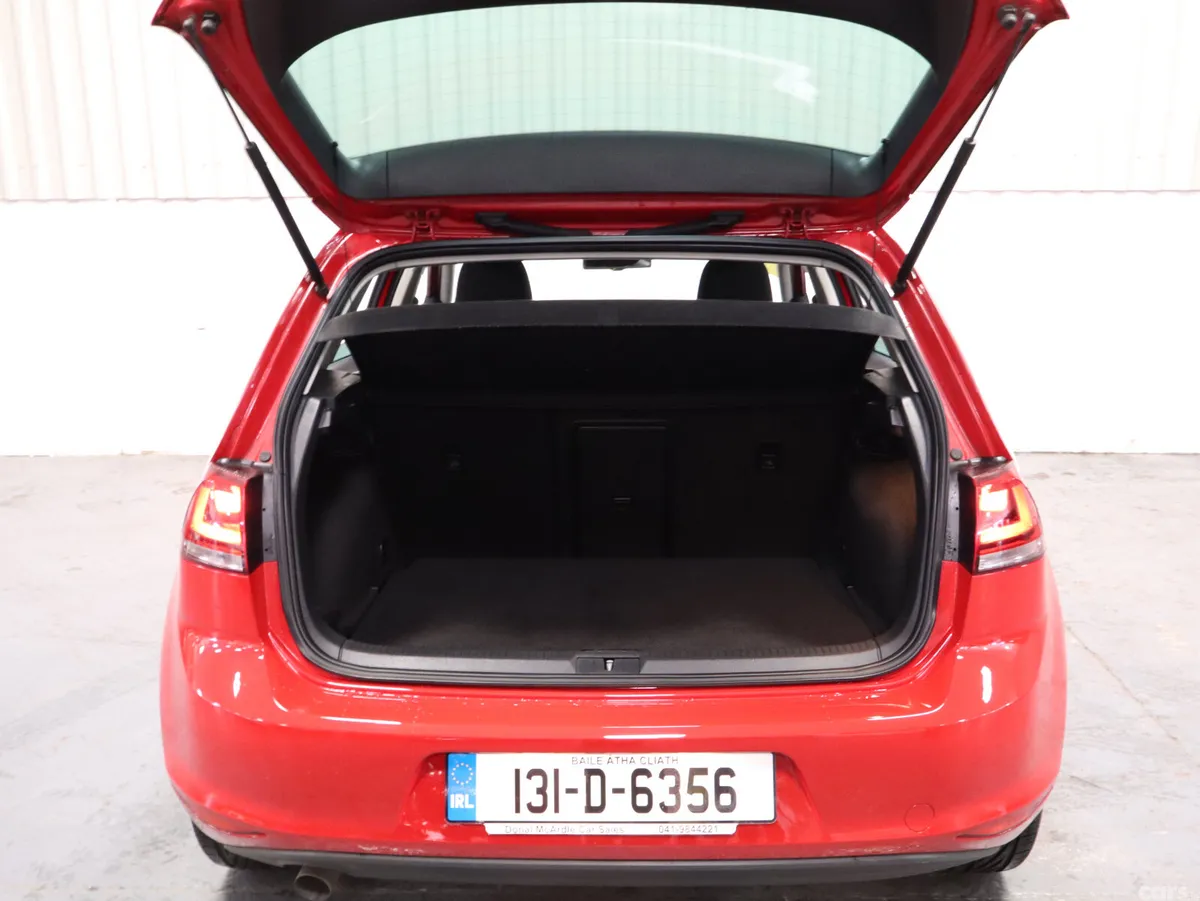 Volkswagen Golf Estate, Diesel, 2013, Red