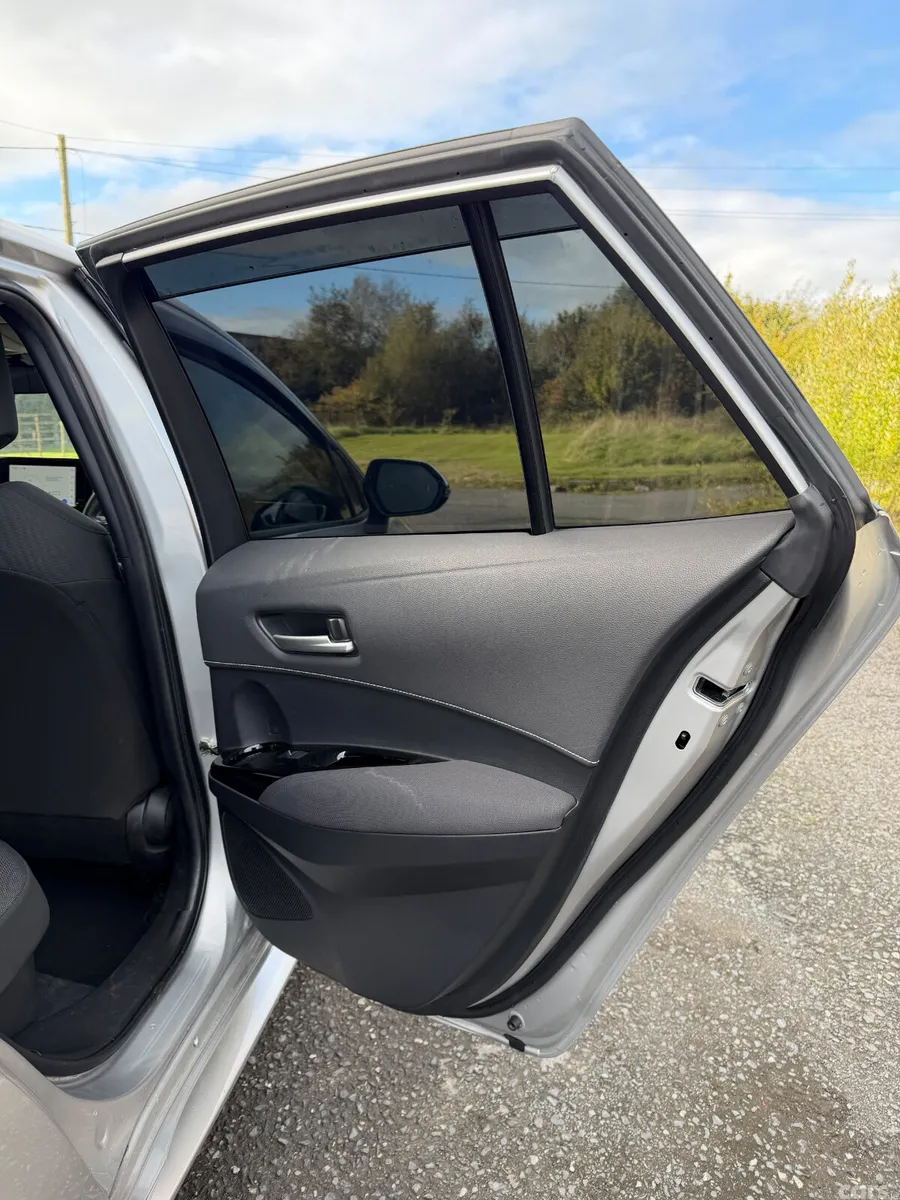 Toyota Corolla Estate, Petrol Hybrid, 2023, Grey