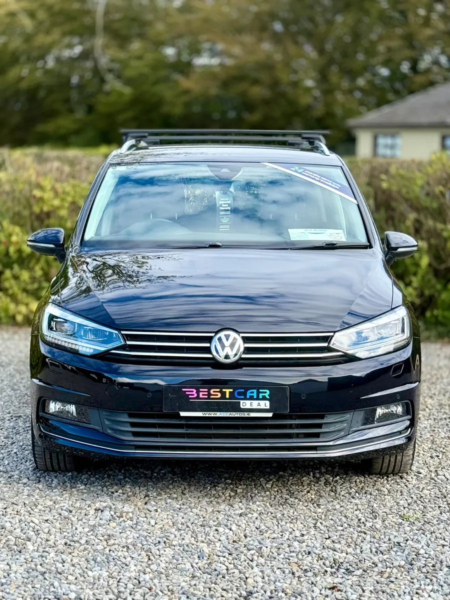 Volkswagen Touran MPV, Diesel, 2019, Black