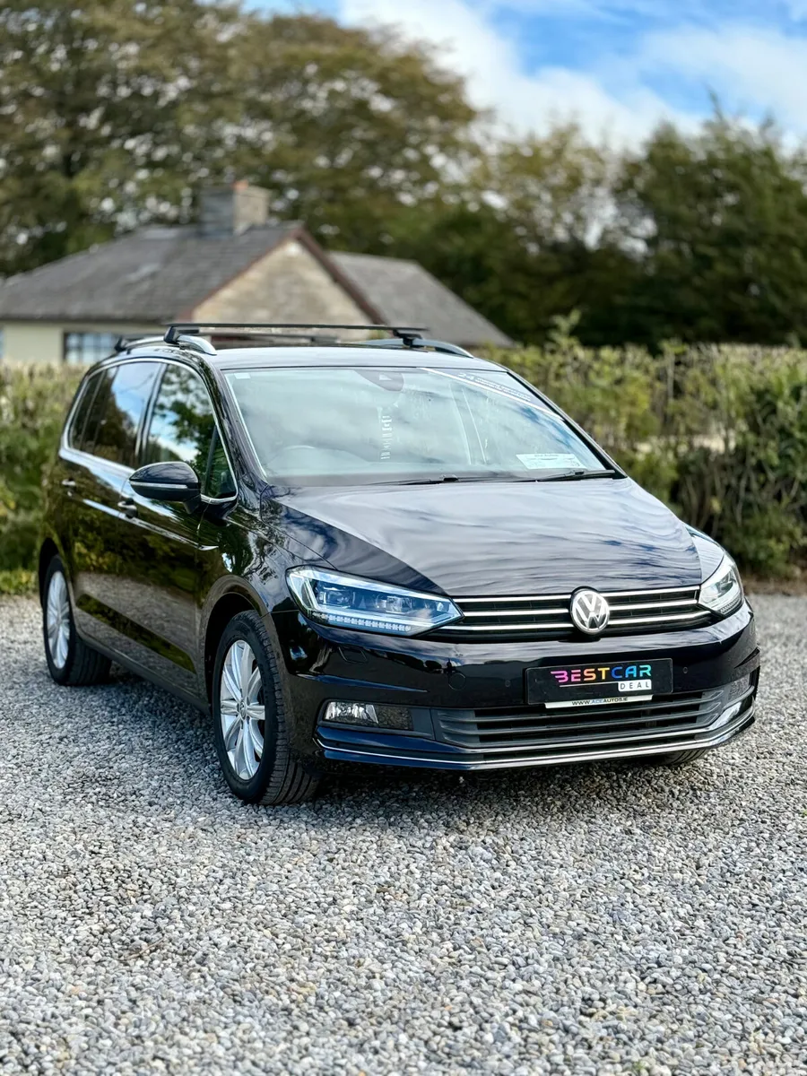 Volkswagen Touran MPV, Diesel, 2019, Black