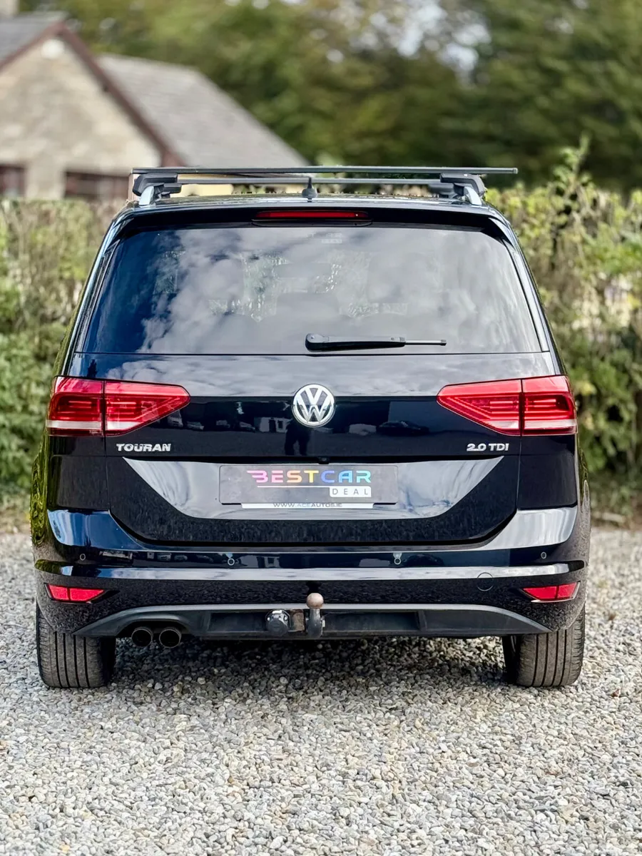 Volkswagen Touran MPV, Diesel, 2019, Black