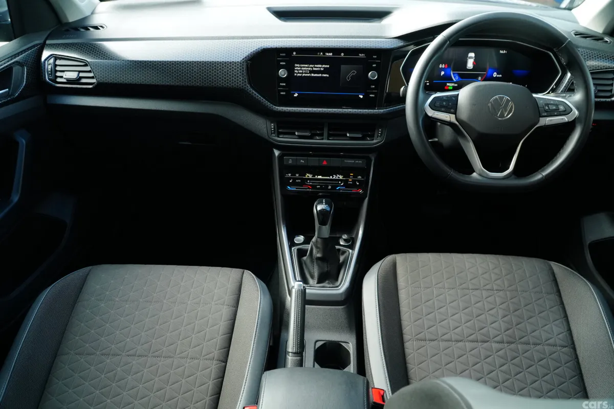 Volkswagen T-Cross Estate, Petrol, 2023, Blue