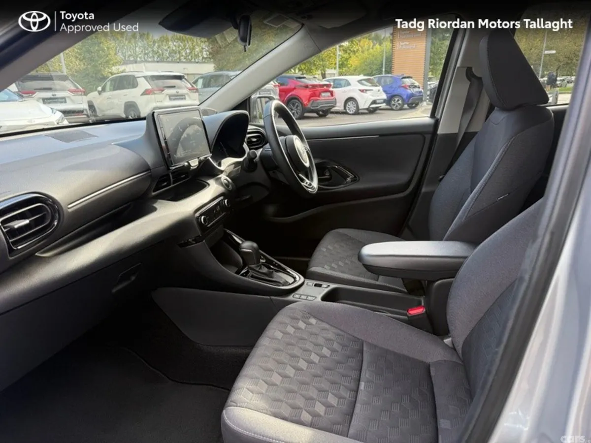 Toyota Yaris Hatchback, Petrol Hybrid, 2026, Grey