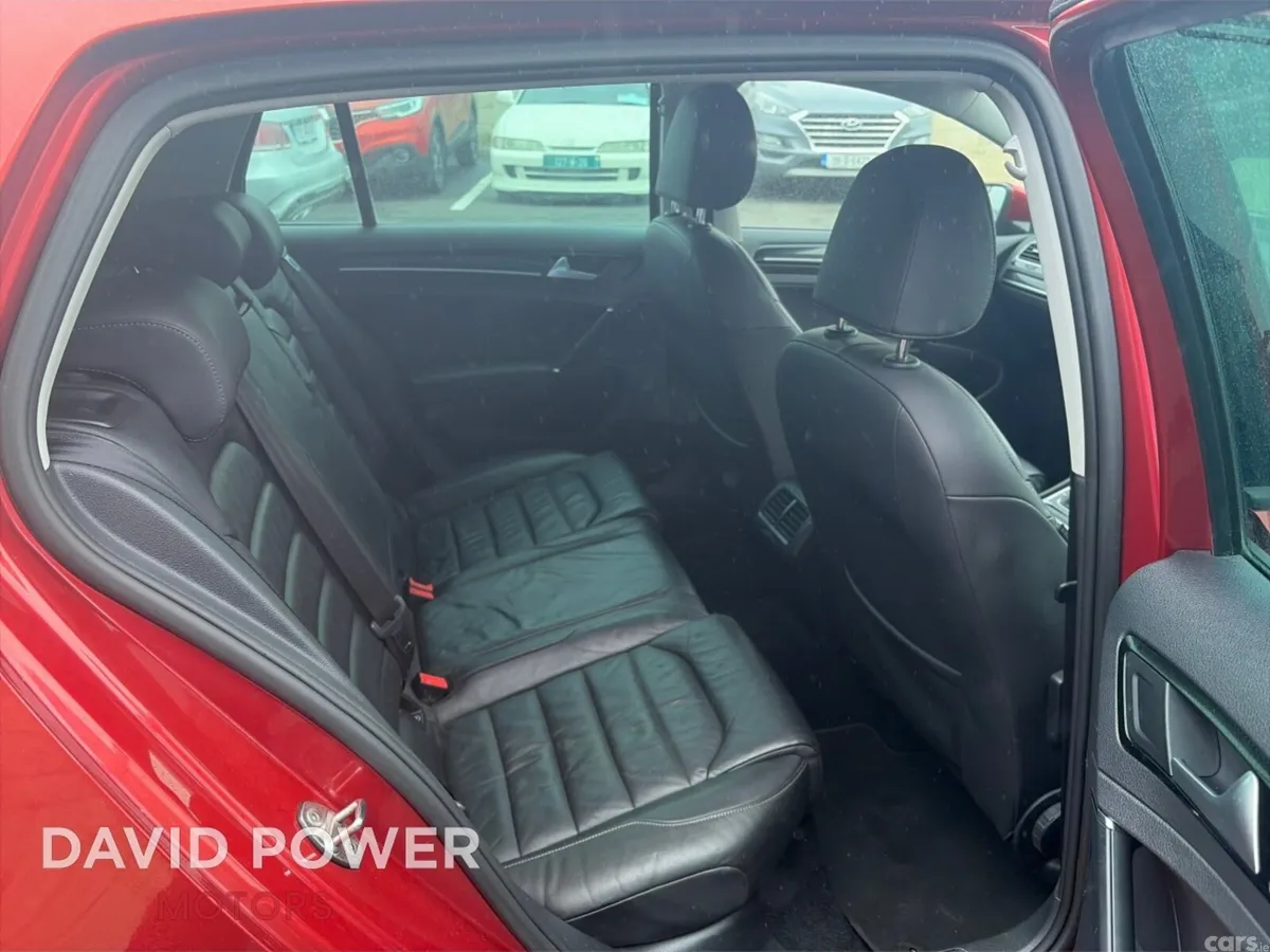 Volkswagen Golf Hatchback, Diesel, 2013, Red