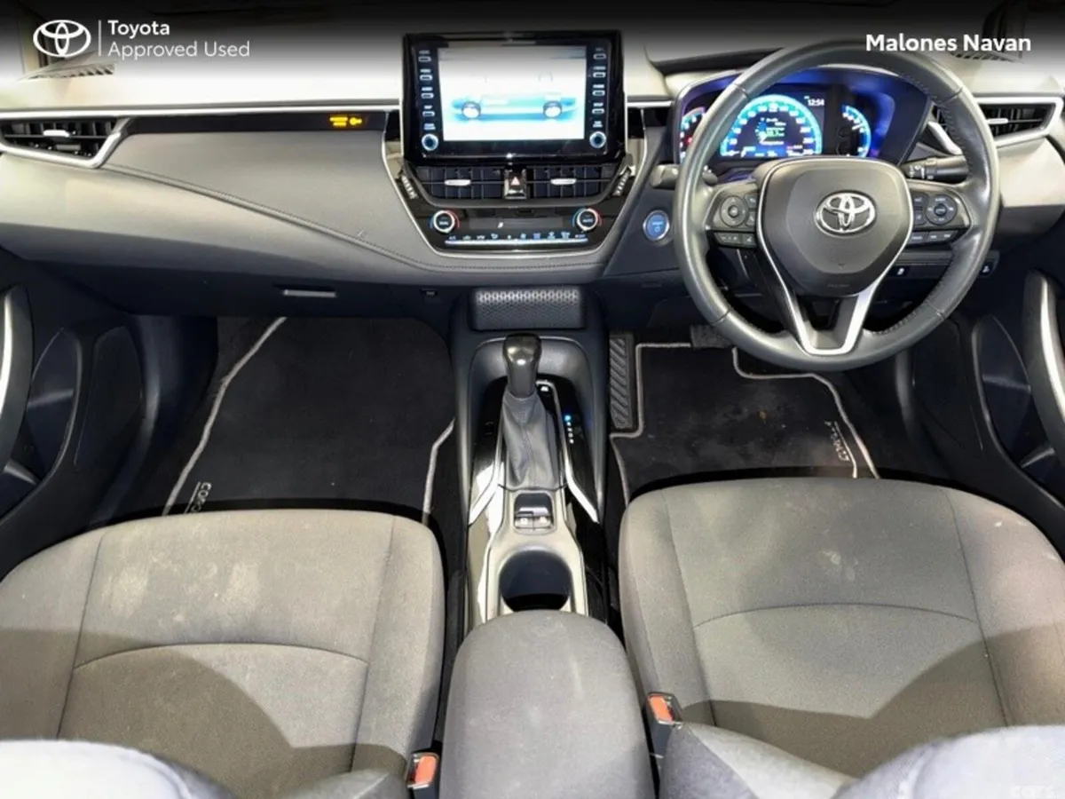 Toyota Corolla Saloon, Petrol Hybrid, 2022, White