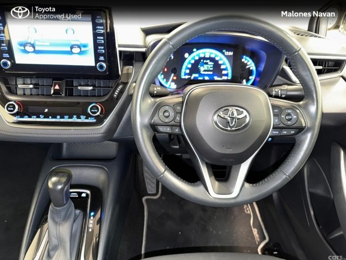 Toyota Corolla Saloon, Petrol Hybrid, 2022, White