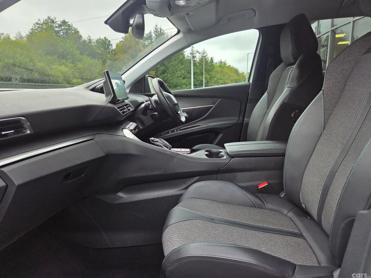 Peugeot 3008 SUV, Diesel, 2022, White