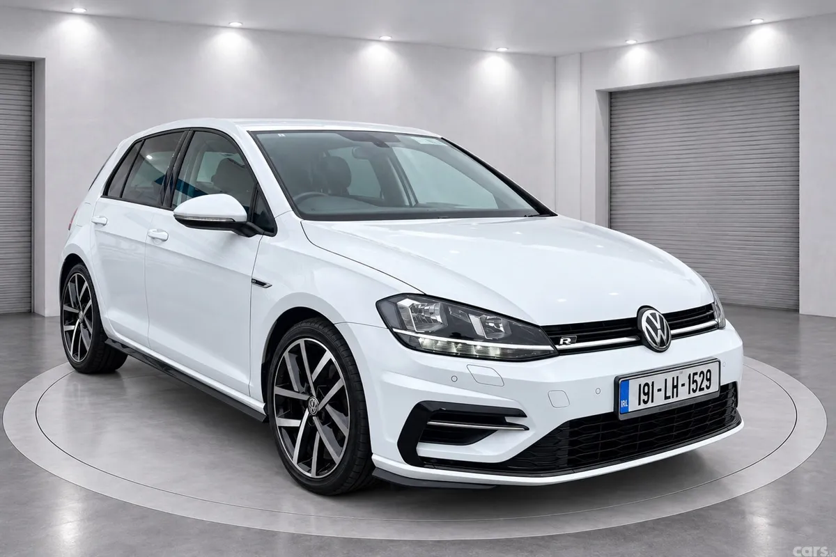 Volkswagen Golf Hatchback, Diesel, 2019, White