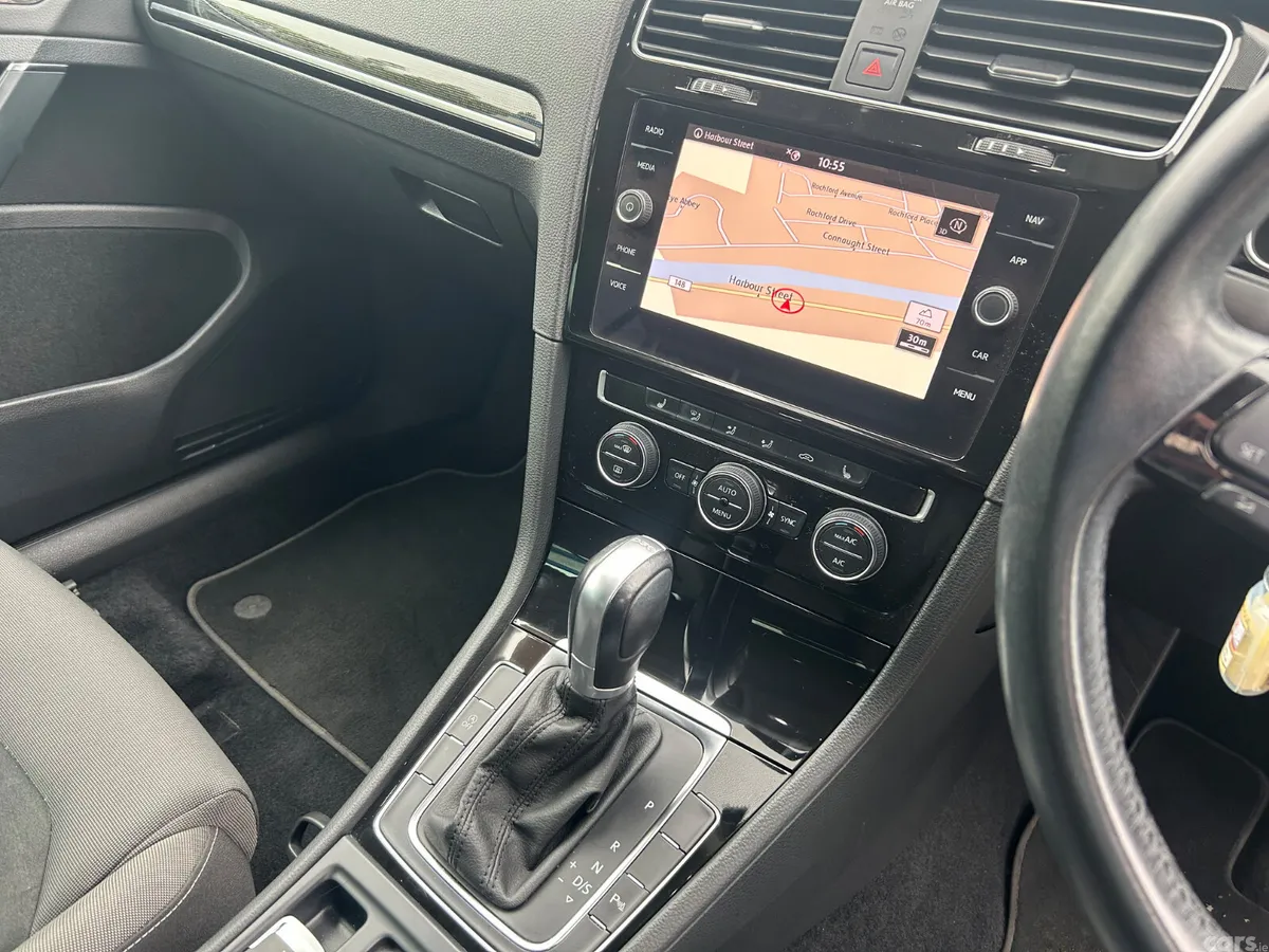 Volkswagen Golf Hatchback, Diesel, 2019, White