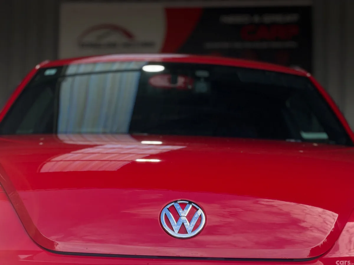 Volkswagen Beetle Hatchback, Petrol, 2013, Red