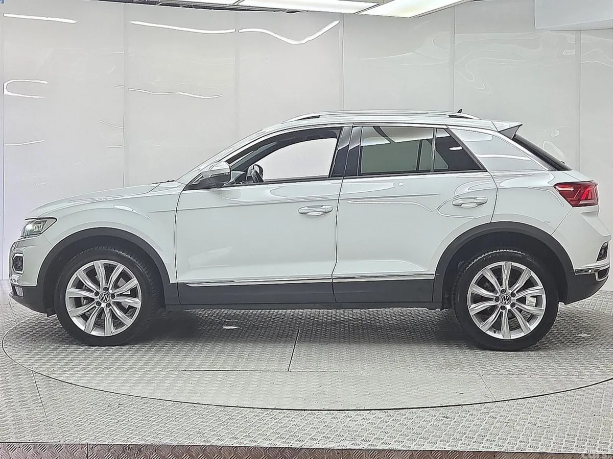 Volkswagen T-Roc SUV, Diesel, 2021, White