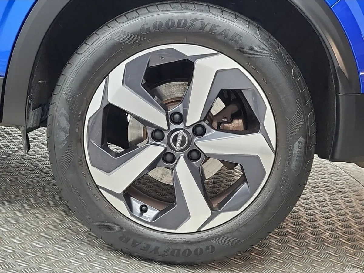 Nissan Qashqai MPV, Petrol Hybrid, 2023, Blue