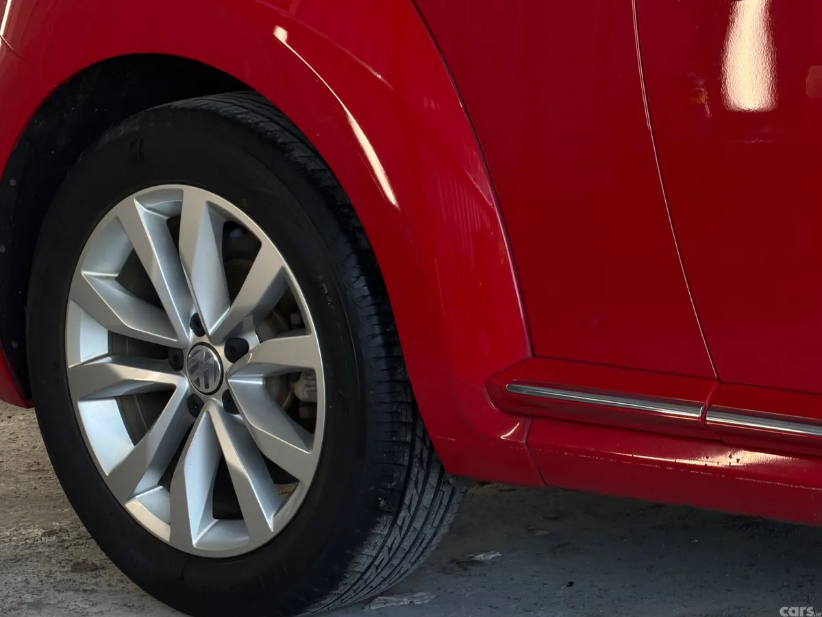 Volkswagen Beetle Hatchback, Petrol, 2018, Red
