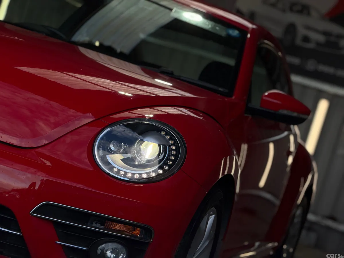 Volkswagen Beetle Hatchback, Petrol, 2018, Red